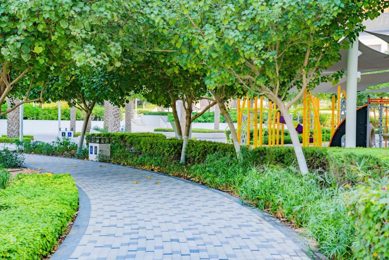 Expo Village Serviced Apartments دبي المظهر الخارجي الصورة